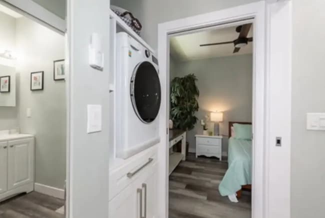 Building Photo - This home shares 1 common wall.
