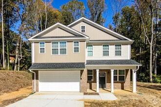 Building Photo - 6229 Woodland Cir