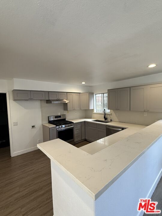 Foto del edificio - 1505 S Dunsmuir Ave