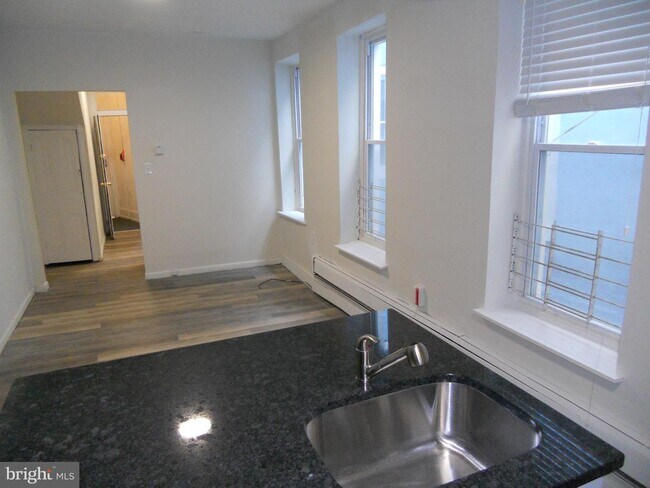 Foto del edificio - 3509 Indian Queen Ln