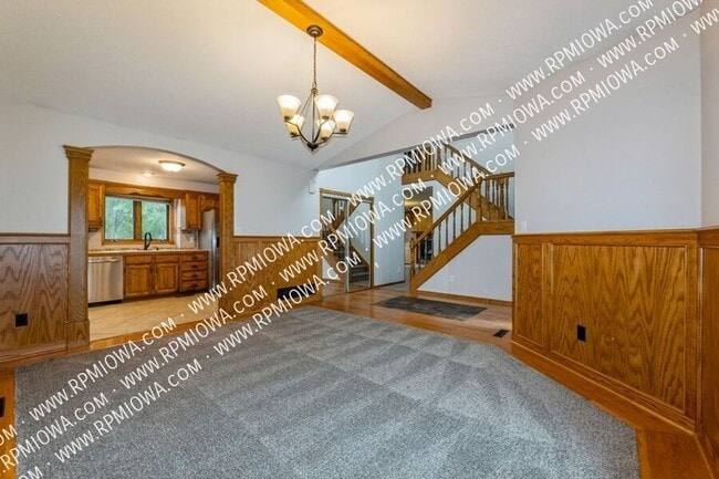 Building Photo - 2106 Timberline Ln