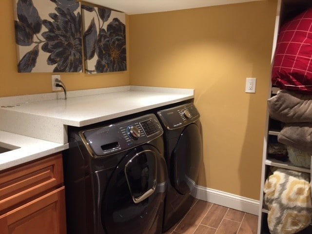 Laundry Room - Custom Made 2 Family House Prime E.Elmhurst