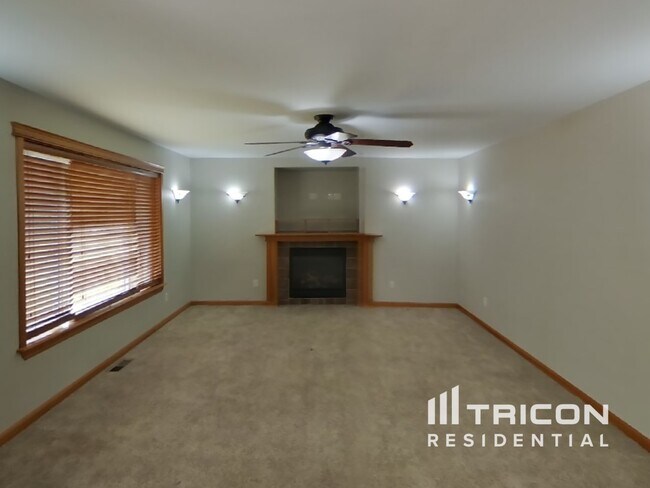 Foto del edificio - 4614 28th Ave SE
