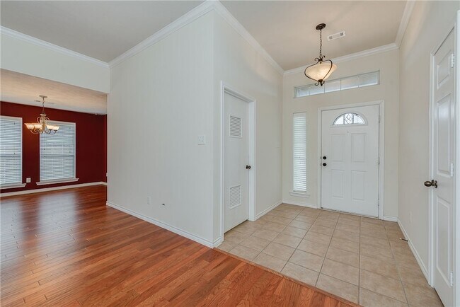 Building Photo - 1207 Portsmouth Ct