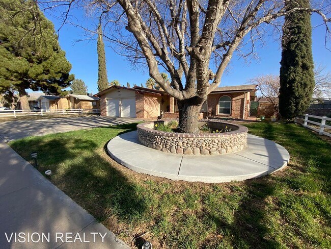 Building Photo - 4 br, 2 bath House - 757 Quinta Luz Cir.