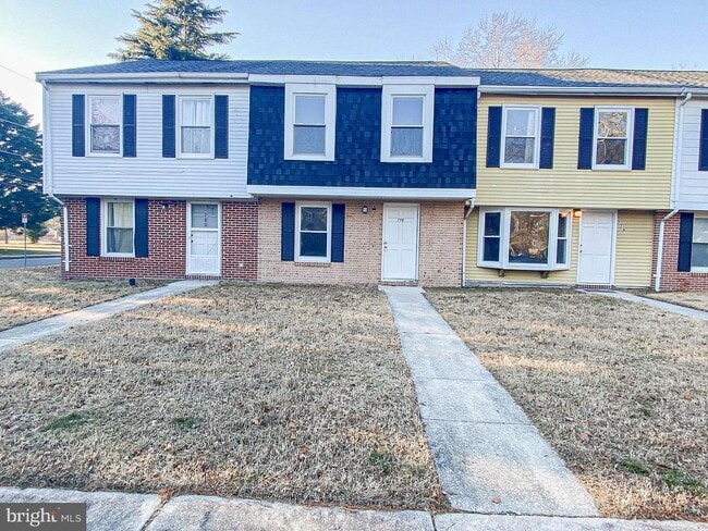 Building Photo - 778 Hemlock St