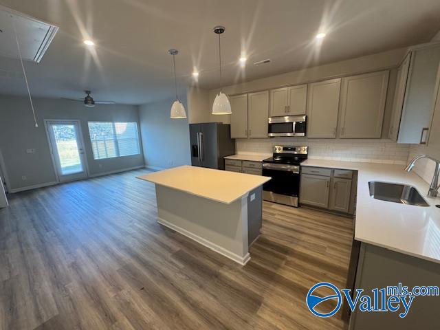 Foto del edificio - 119 Foster Wy Dr