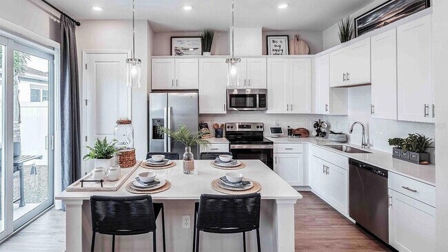 Foto del edificio - 3800 Viceroy Pl