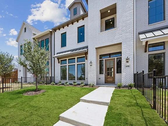 Foto del edificio - 4436 Burge Ave