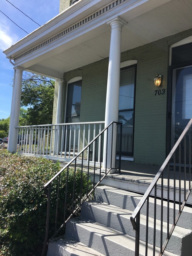 Front of property - 703 W Leigh St (Richmond, VA)