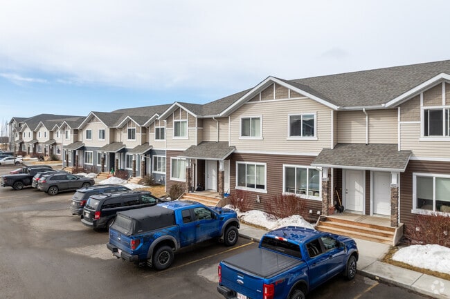 Building Photo - Belmont Village Townhomes
