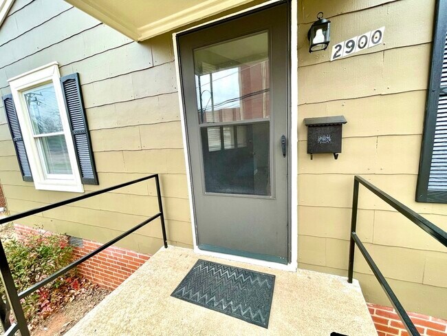 Building Photo - 2900 Lawndale Dr