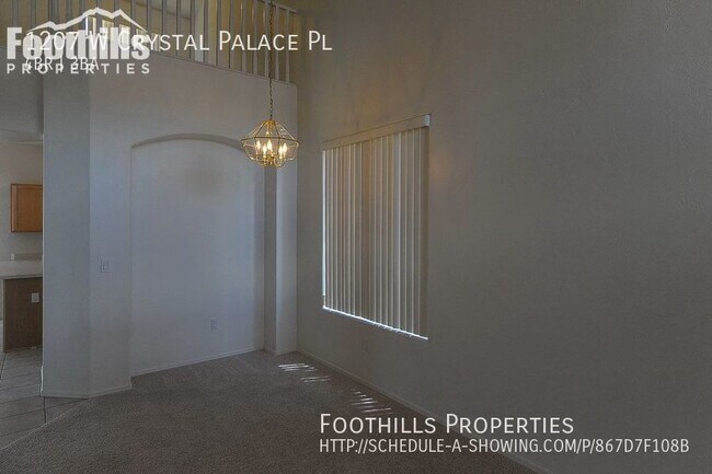 Building Photo - Copper Creek With Views