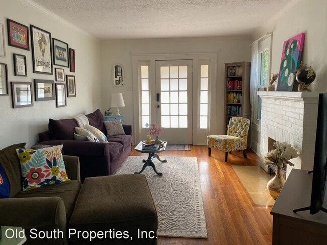 Building Photo - 3 br, 1 bath House - 1620 N Spring Street
