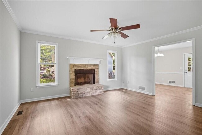 Building Photo - 4201 Autumn Lake Dr