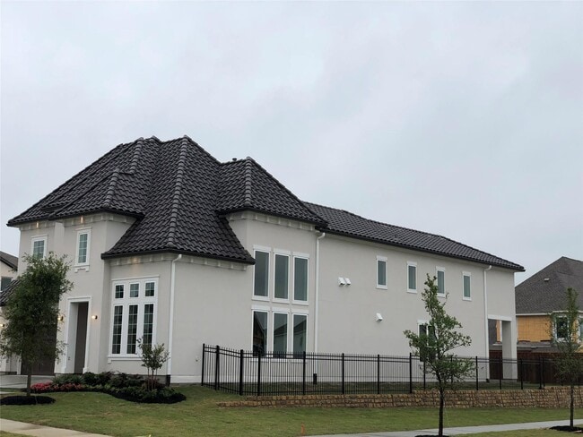 Building Photo - 6691 Titus Ln