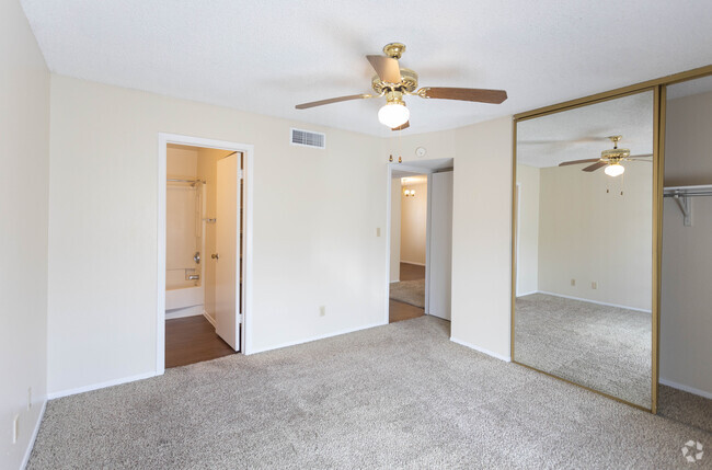 1BR 1BA - 650 SF - The Bartlett Apartment Homes