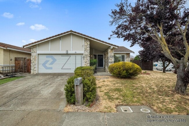 Building Photo - 697 Auburn Dr