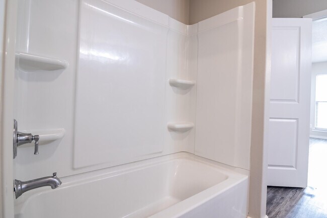 Foto del edificio - 1902 Langford Ave