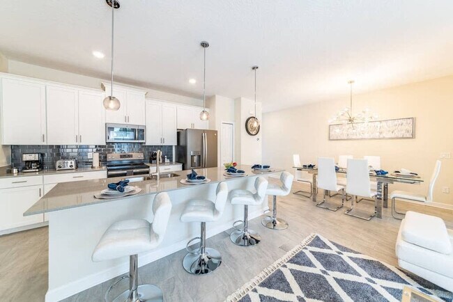 Foto del edificio - 5001 Windermere Ave