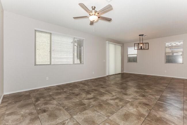Foto del edificio - 4058 E Ranch Rd