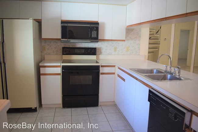 Foto del edificio - 318 40th St Cir W