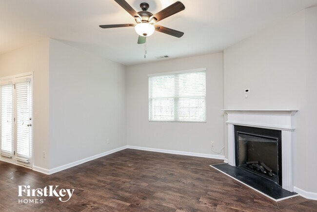 Building Photo - 3106 Boxwood Crossing
