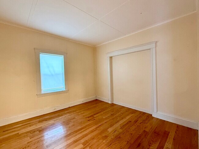 Foto del edificio - 115 Elmwood Ave