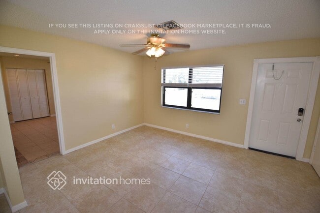 Foto del edificio - 9014 Fashion Pl