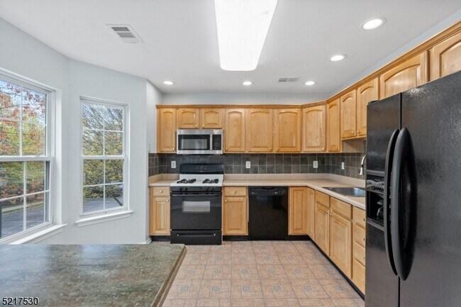 Building Photo - 2278 Nash Ct
