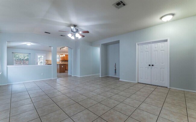 Foto del edificio - 3224 Arroyo Bluff Ln