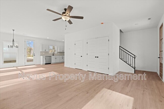 Foto del edificio - 105 Carroll Cir