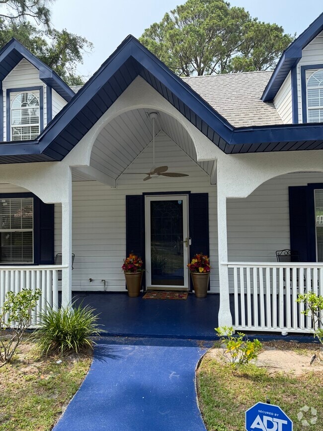 Building Photo - 117 Baybridge Dr
