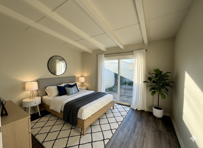 Foto del edificio - 1180 W Valencia Dr