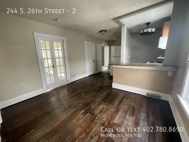 Foto del edificio - 244 S 26th St