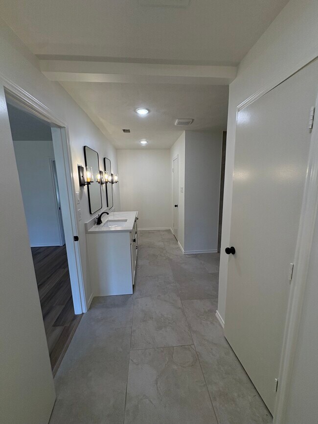 Foto del edificio - 4625 Barwick Dr