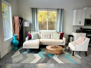 Building Photo - 6908-2 Carver Ave