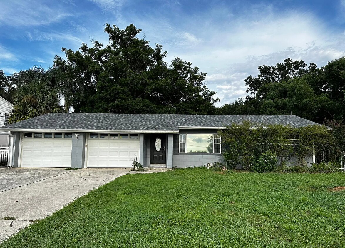 Foto principal - 1987 Good Homes Rd