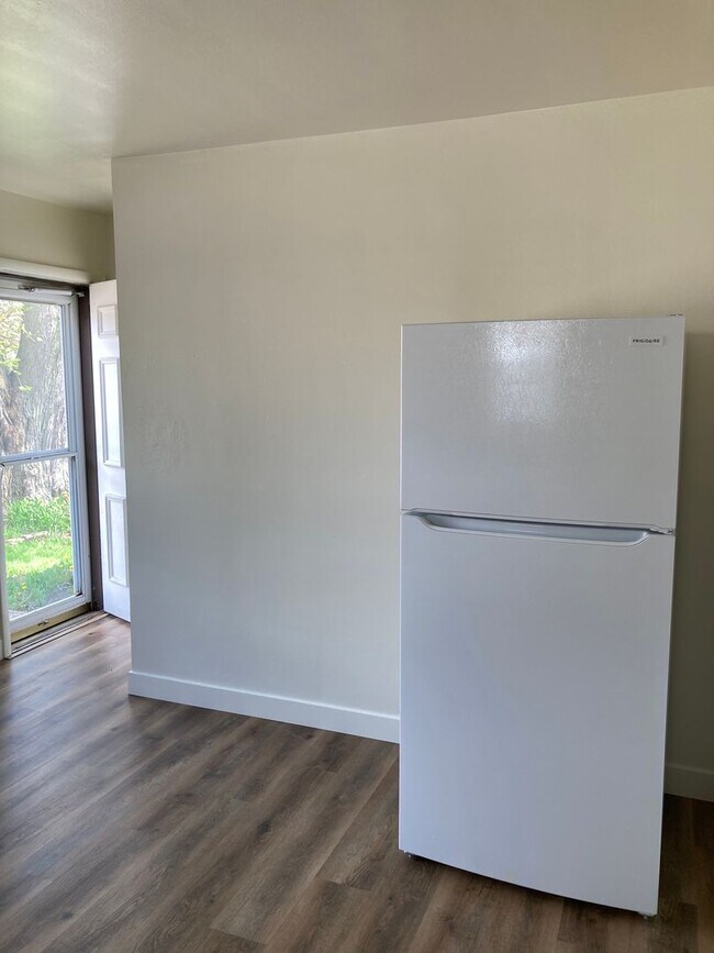 Foto del edificio - 3 Bedroom Home in Beloit!