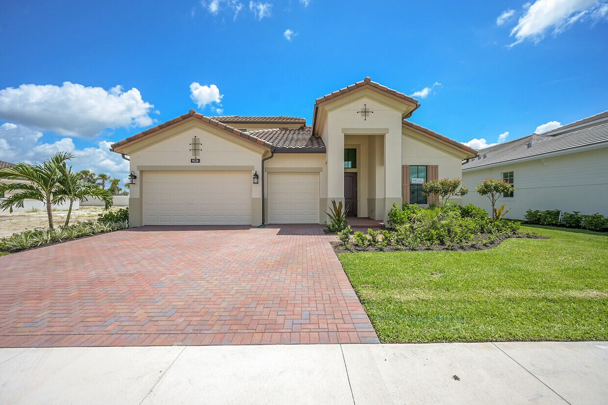 Foto principal - 9528 St Germain Dr