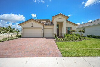 Building Photo - 9528 St Germain Dr