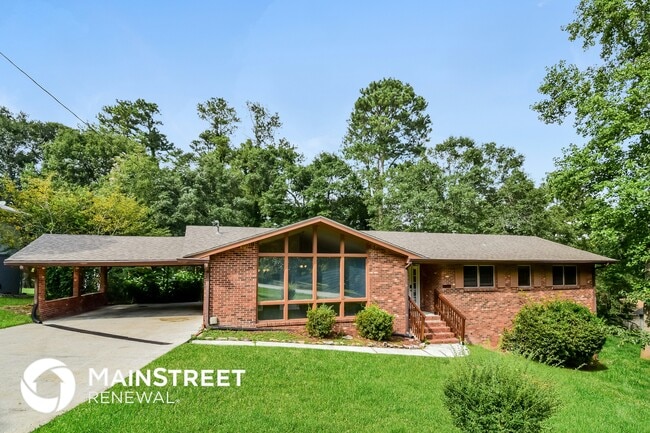 Building Photo - 2067 Monterey Dr