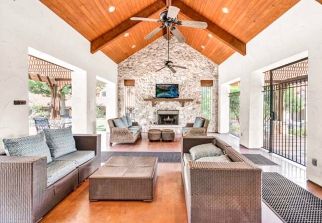 Building Photo - 108 Tuscan Dr