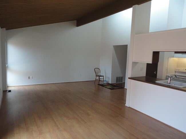 Building Photo - 1803 Independence Blvd