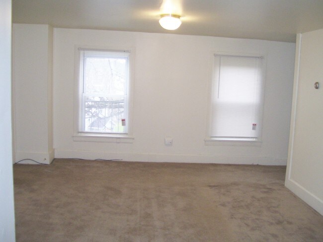 Sala de estar - 36 Church St