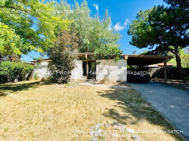 Building Photo - 2849 E Bridgewater Dr