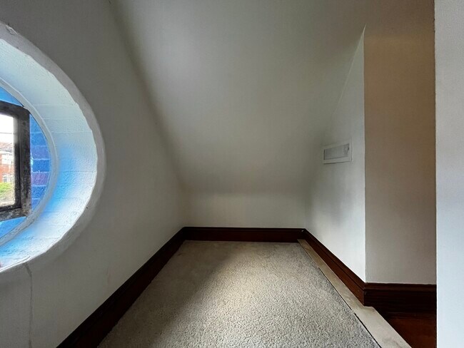 Foto del edificio - 172 E Green St