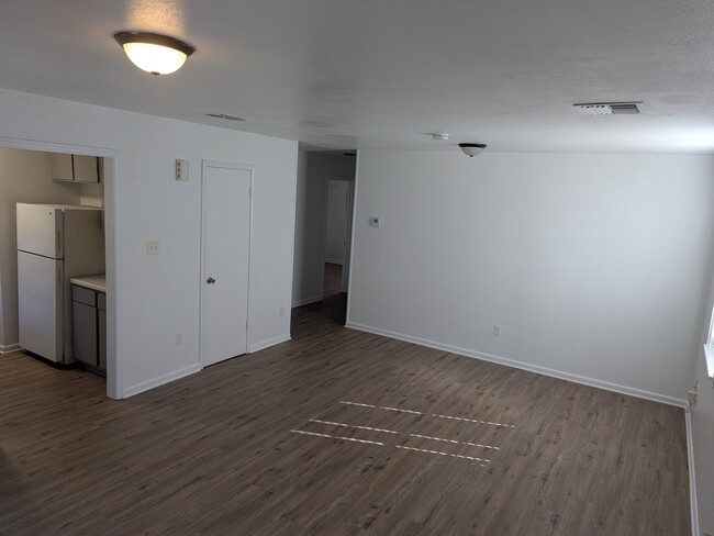 Building Photo - 103 VIEUX ORLEANS CIR