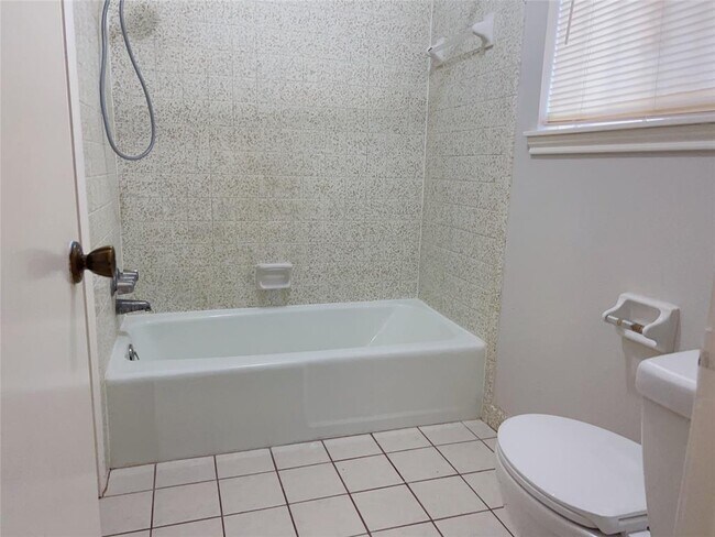 Foto del edificio - 9227 Sandstone Rd