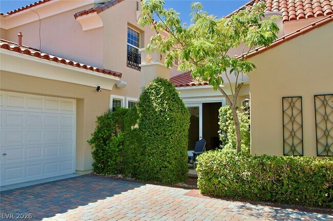 Foto del edificio - 12047 Oakland Hills Dr